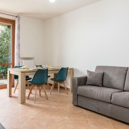 A Casa Di Laura With Pool And Free Bikes Apartment Ronchi  ภายนอก รูปภาพ