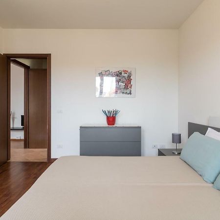A Casa Di Laura With Pool And Free Bikes Apartment Ronchi  ภายนอก รูปภาพ