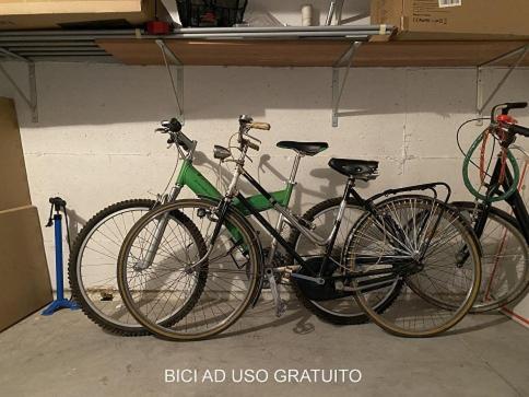 A Casa Di Laura With Pool And Free Bikes Apartment Ronchi  ภายนอก รูปภาพ